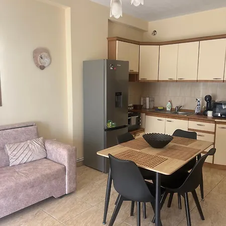 Marinari Apartamento *